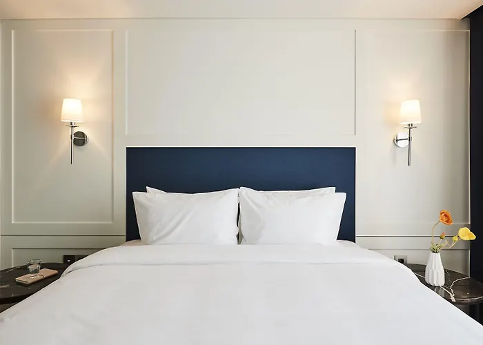 Newv Hotel