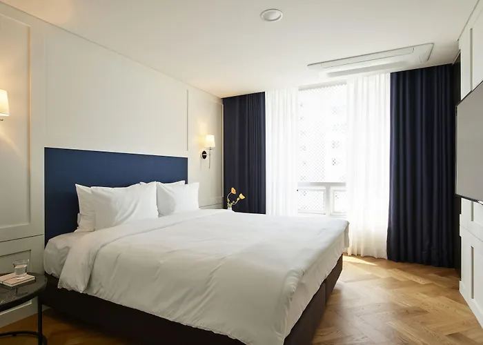 Newv Hotel