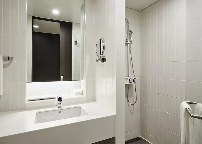 Newv Hotel 3*